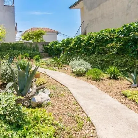 With Wifi - 23010 Apartment Makarska