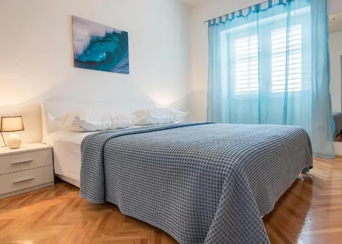 Apartment With Wifi - 23010 Makarska