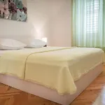 Apartment With Wifi - 23010 Makarska